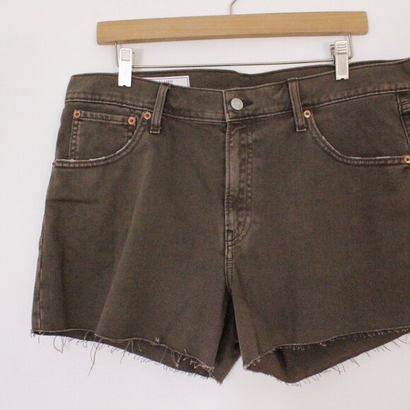 *Gap Denim Low Stride Shorts with Washwell - Picture 4 of 6